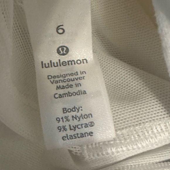 Lululemon,  Run Briskly, 1/2 zip, Pullover, White, 6 - Picture 8 of 9